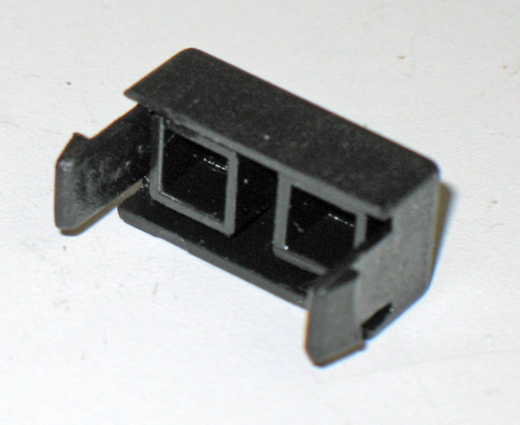 13118 BOSCH 117150 AMP. ALTERNATOR BRUSH HOLDER COVER